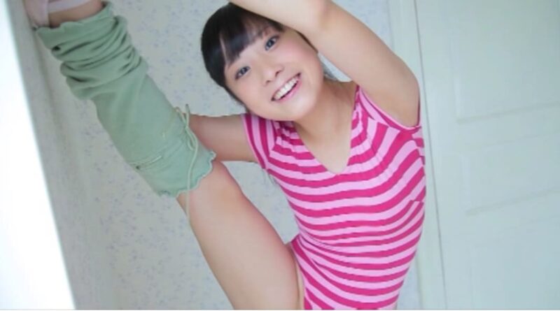 大塚聖月 開脚